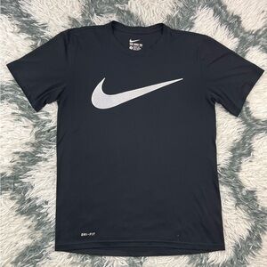 Nike Men's Dri-Fit Black White Athletic Cut T-Shirt Size Small